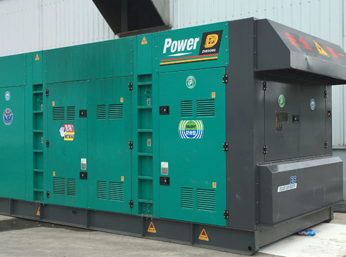 乌当升级发电机组的过程中需要注意哪些安全事项？