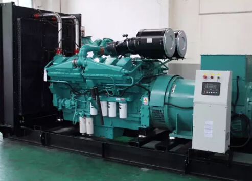 乌当发电机如何选择合适的除垢剂来清洗水冷式机油散热器？